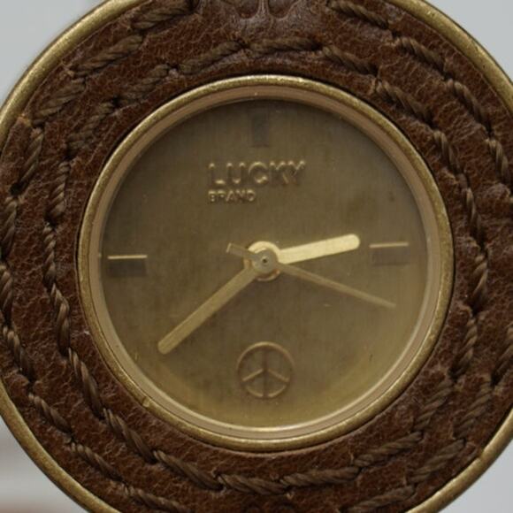 Lucky Brand Leather Insert Gold Bracelet Watch Quartz w/ New Battery - Picture 4 of 6